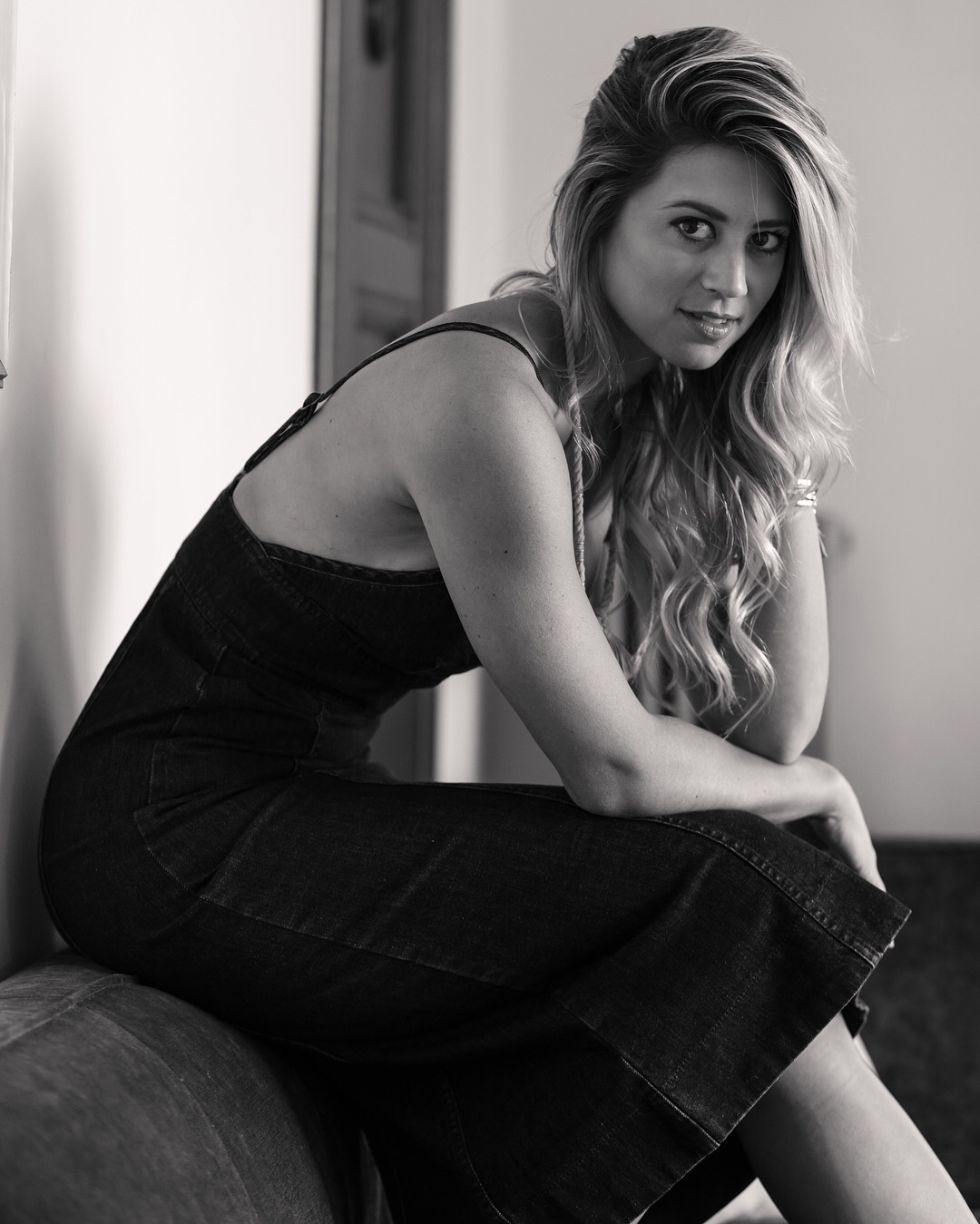 33 | Traveling, Moving Through Surgery, & Love After the Bachelor | with Lesley Murphy