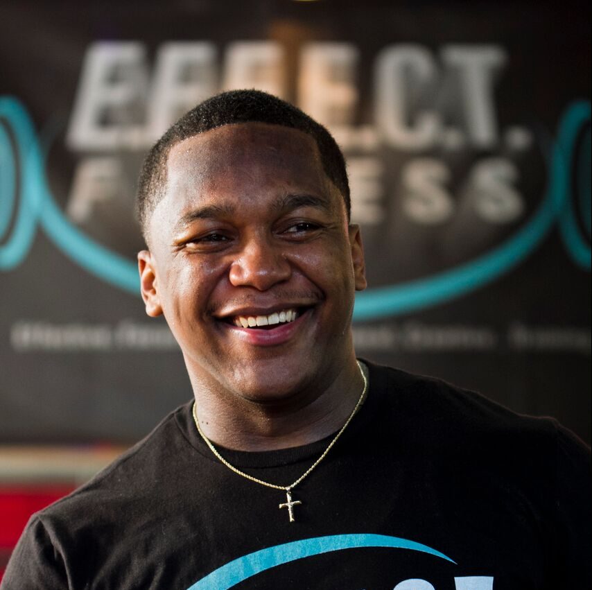 Keundric Dooley Loucious headshot lyt yoga online classes physical therapy